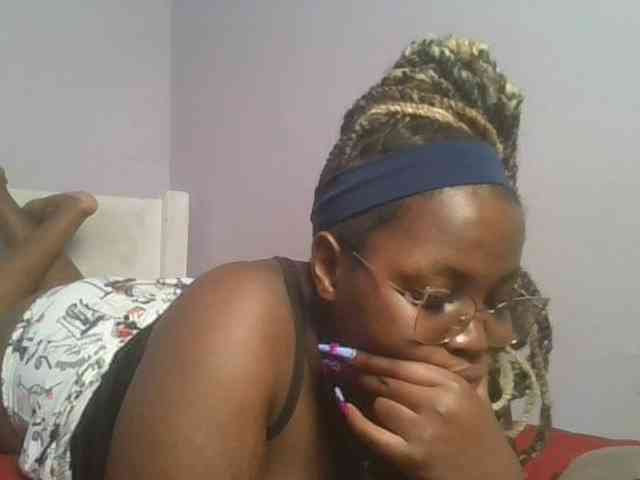 CuteTinkerbella webcam