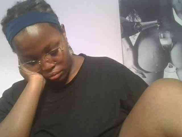 CuteTinkerbella webcam