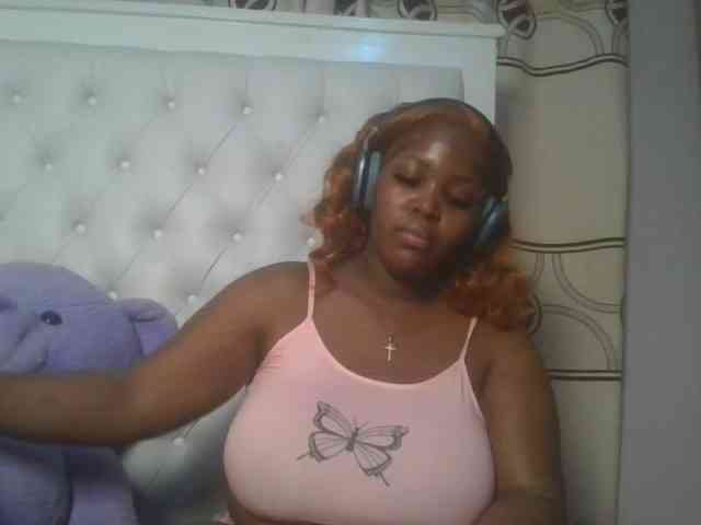 CuteTinkerbella webcam