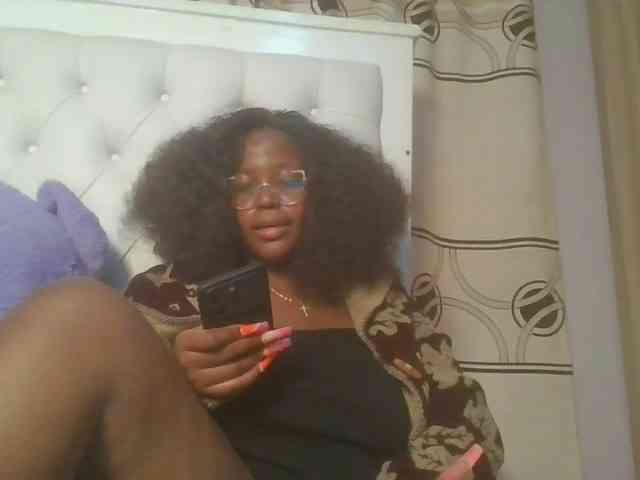 CuteTinkerbella webcam