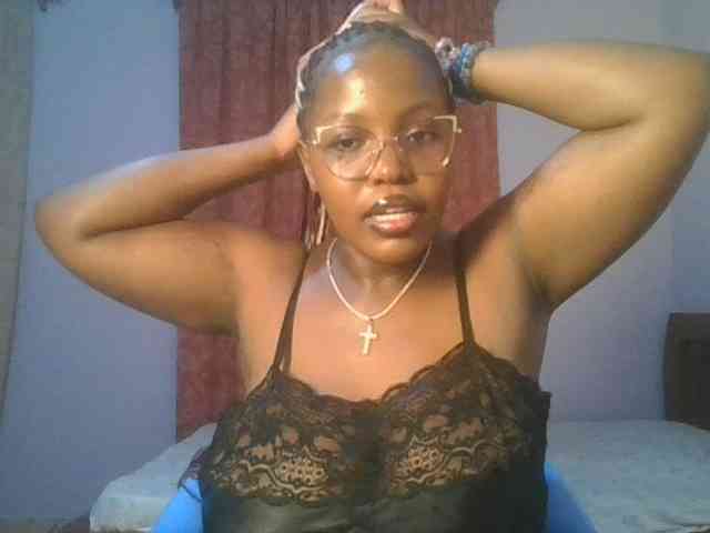 CuteTinkerbella webcam