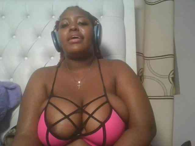 CuteTinkerbella webcam