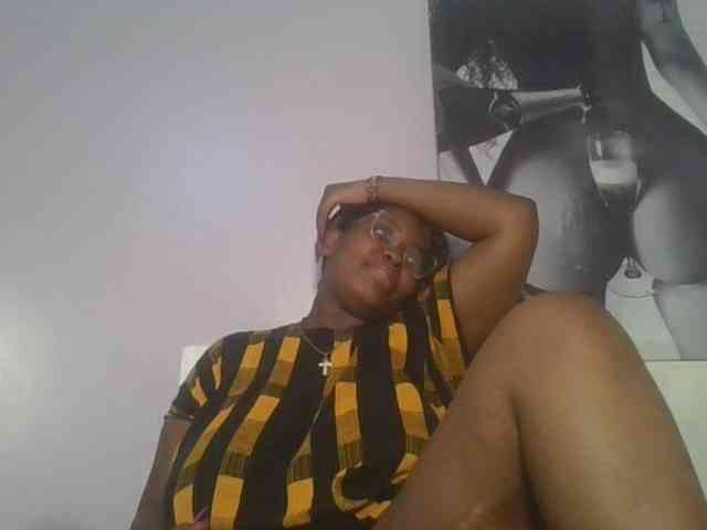 CuteTinkerbella webcam