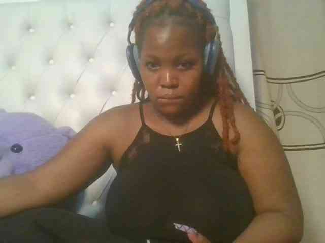 CuteTinkerbella webcam