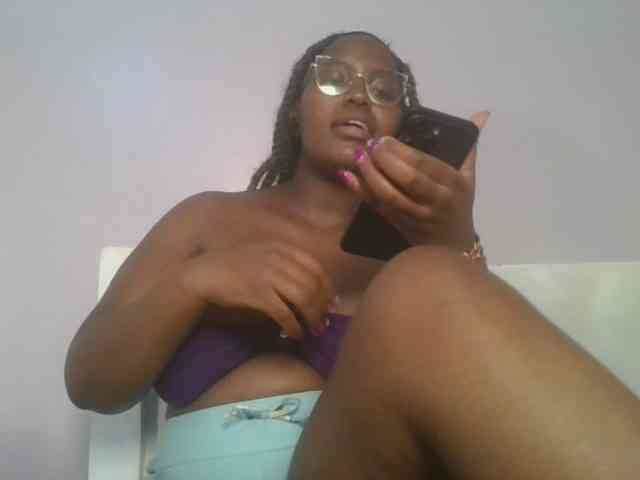 CuteTinkerbella webcam