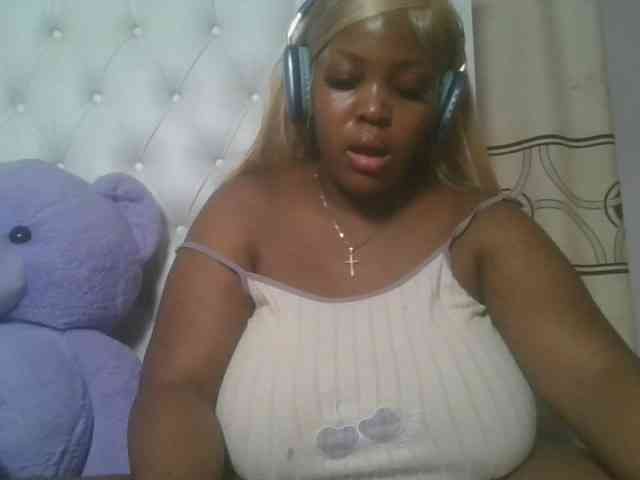 CuteTinkerbella webcam