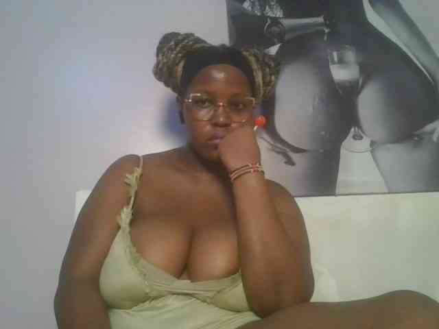 CuteTinkerbella webcam