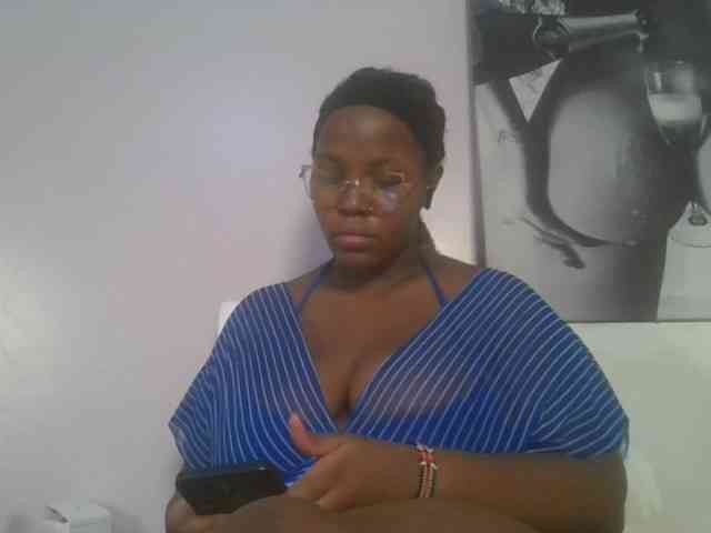 CuteTinkerbella webcam