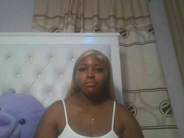 CuteTinkerbella webcam