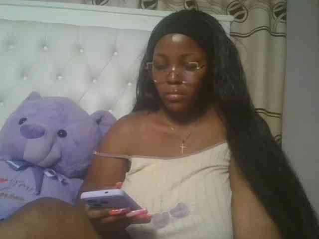 CuteTinkerbella webcam