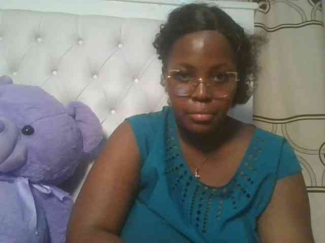 CuteTinkerbella webcam