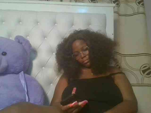 CuteTinkerbella webcam