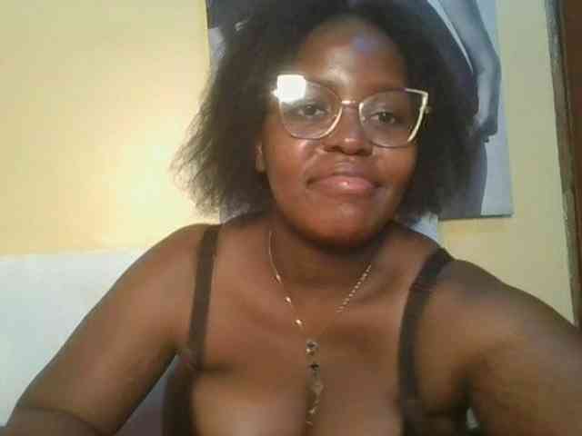 CuteTinkerbella webcam