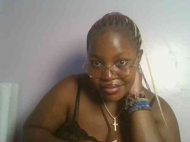 CuteTinkerbella webcam