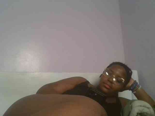 CuteTinkerbella webcam