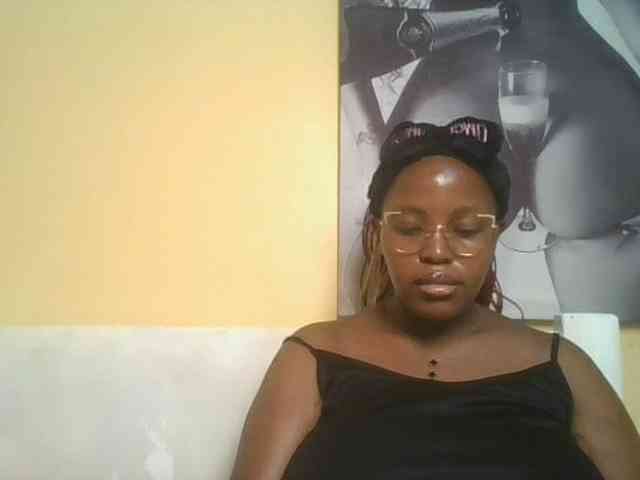 CuteTinkerbella webcam