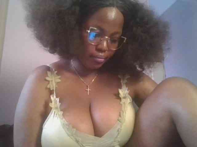 CuteTinkerbella webcam