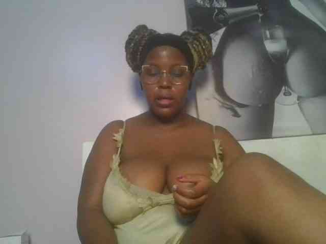 CuteTinkerbella webcam