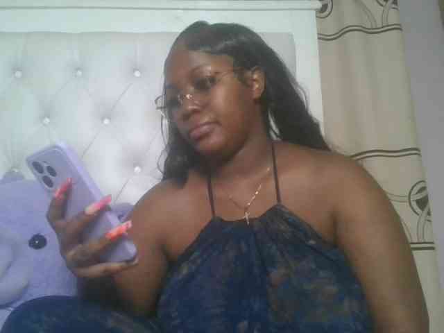 CuteTinkerbella webcam