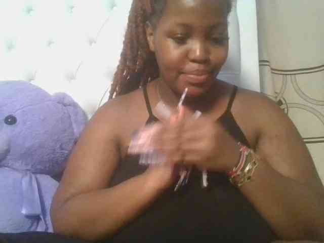 CuteTinkerbella webcam