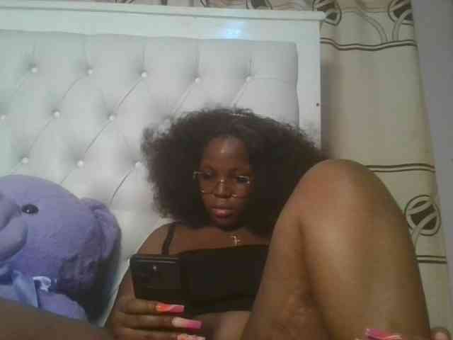 CuteTinkerbella webcam