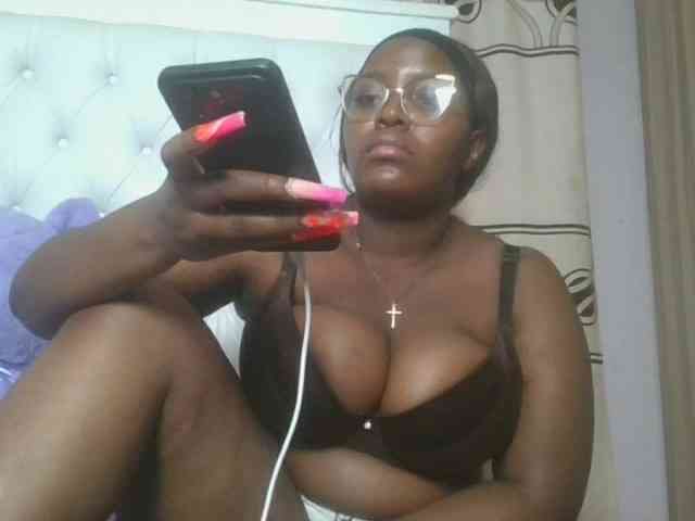 CuteTinkerbella webcam