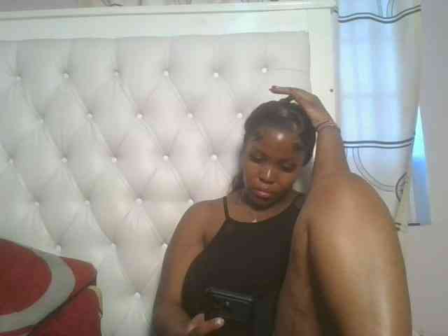 CuteTinkerbella webcam