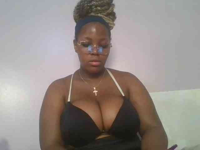 CuteTinkerbella webcam