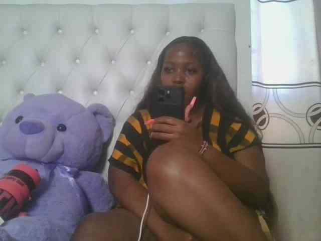 CuteTinkerbella webcam