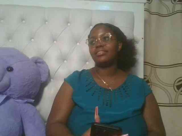 CuteTinkerbella webcam