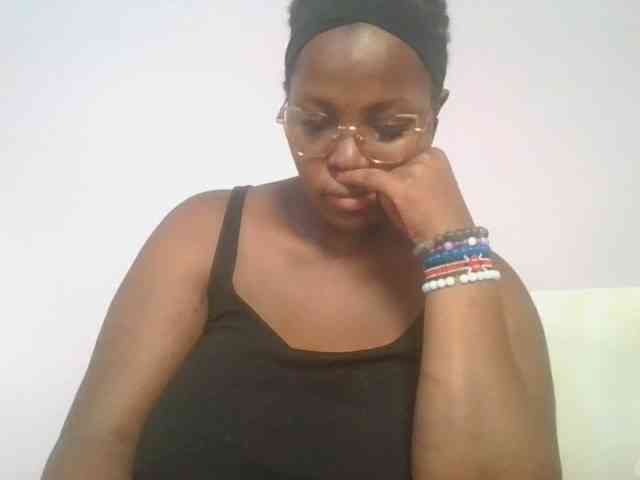 CuteTinkerbella webcam