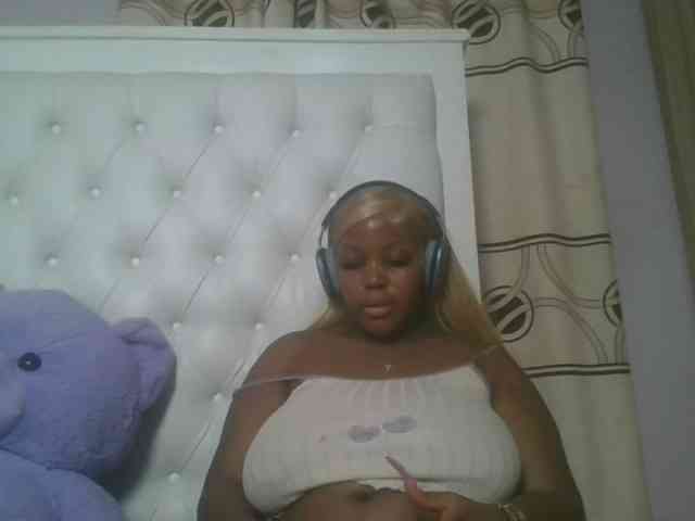 CuteTinkerbella webcam