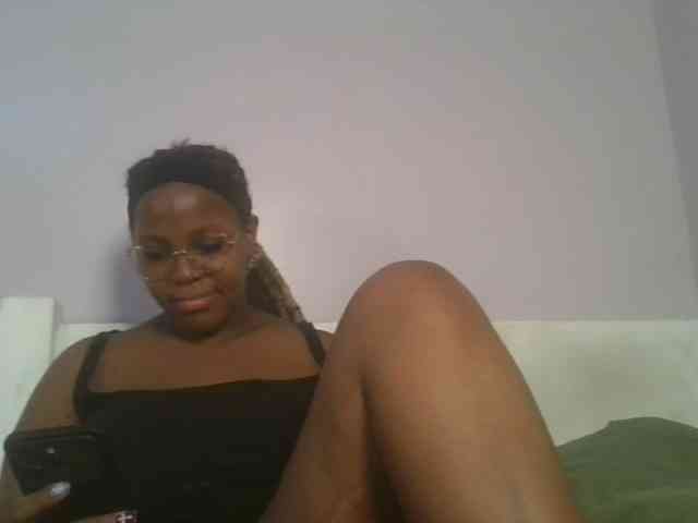 CuteTinkerbella webcam