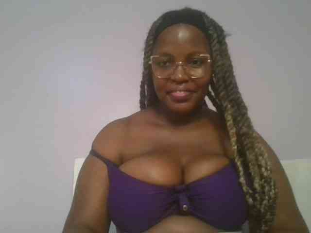 CuteTinkerbella webcam