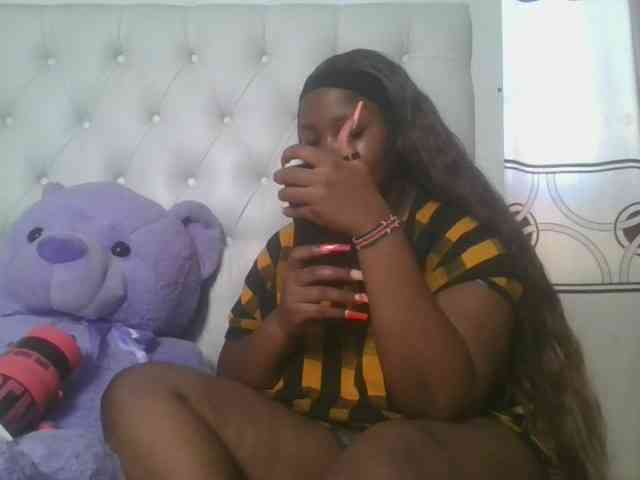 CuteTinkerbella webcam