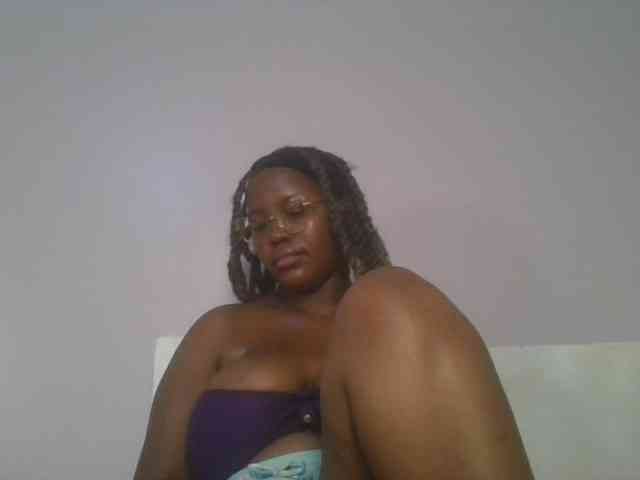 CuteTinkerbella webcam