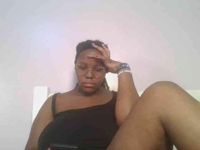 CuteTinkerbella webcam