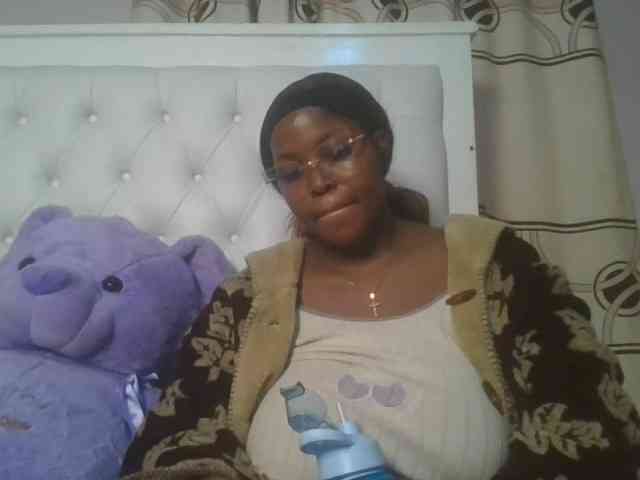 CuteTinkerbella webcam