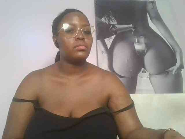 CuteTinkerbella webcam