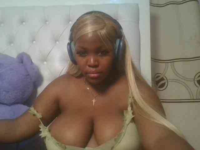 CuteTinkerbella webcam