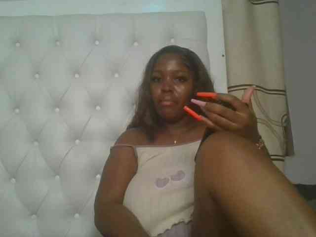 CuteTinkerbella webcam