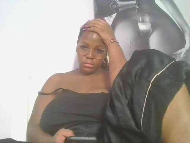 CuteTinkerbella webcam