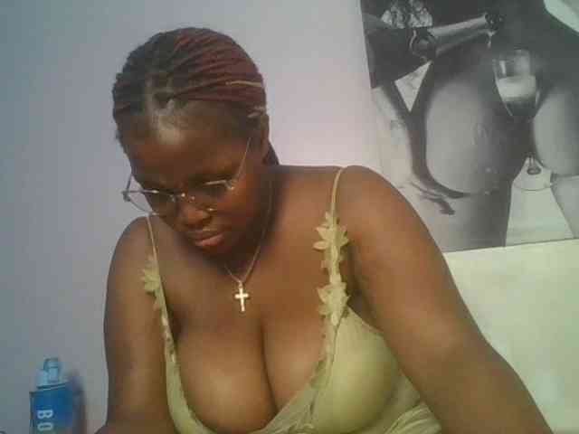 CuteTinkerbella webcam