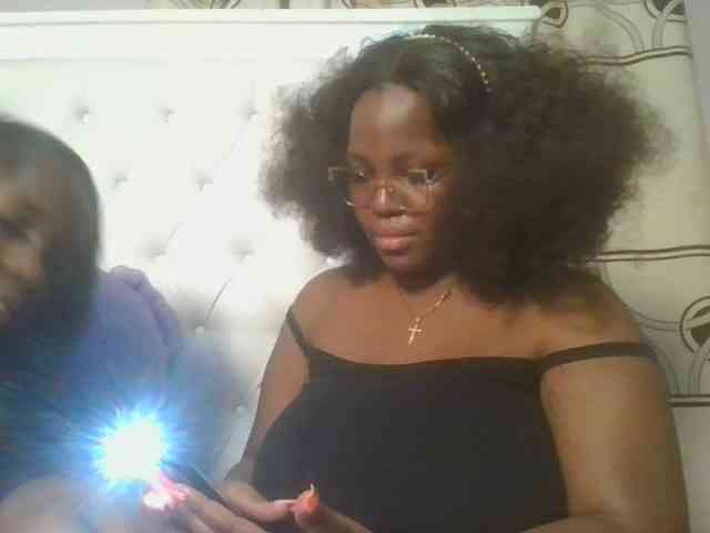 CuteTinkerbella webcam