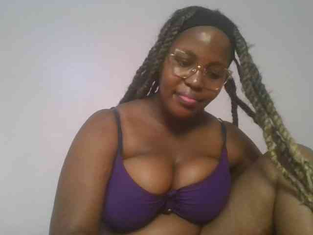 CuteTinkerbella webcam