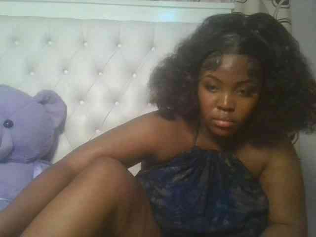 CuteTinkerbella webcam