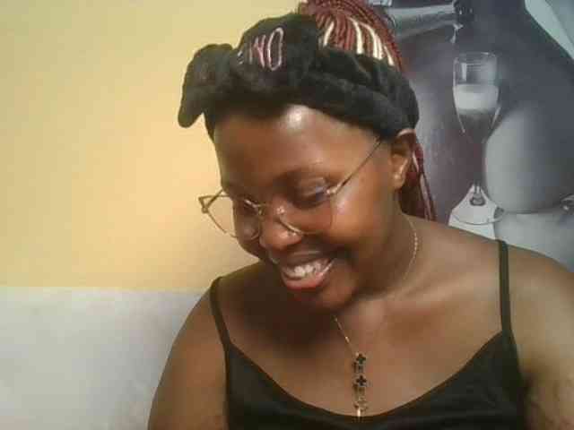 CuteTinkerbella webcam