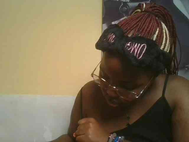 CuteTinkerbella webcam