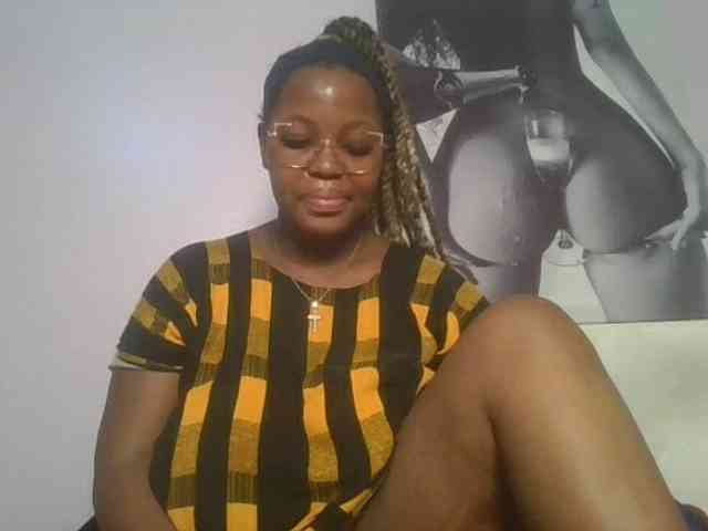 CuteTinkerbella webcam