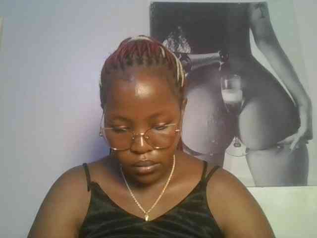 CuteTinkerbella webcam